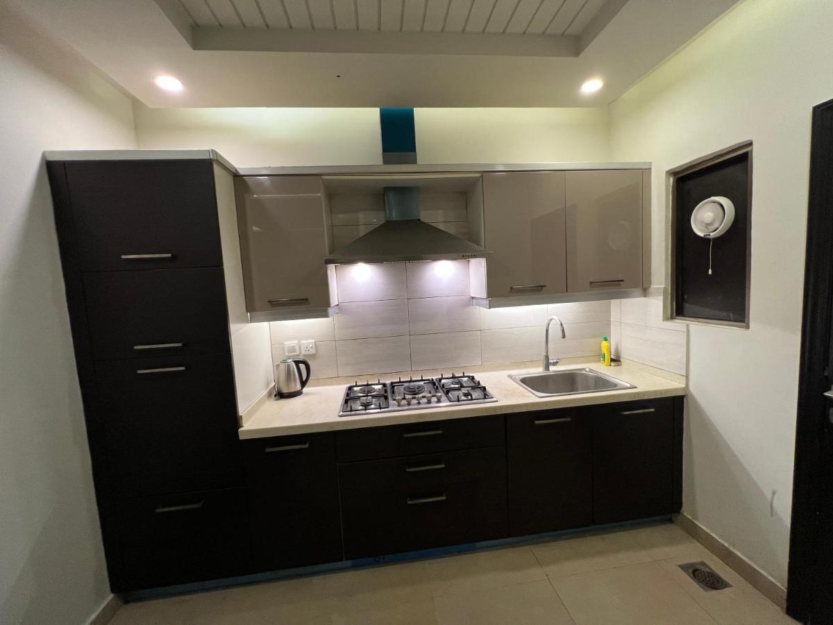Serenity Corner 4 Bhk Islamabad Exterior foto