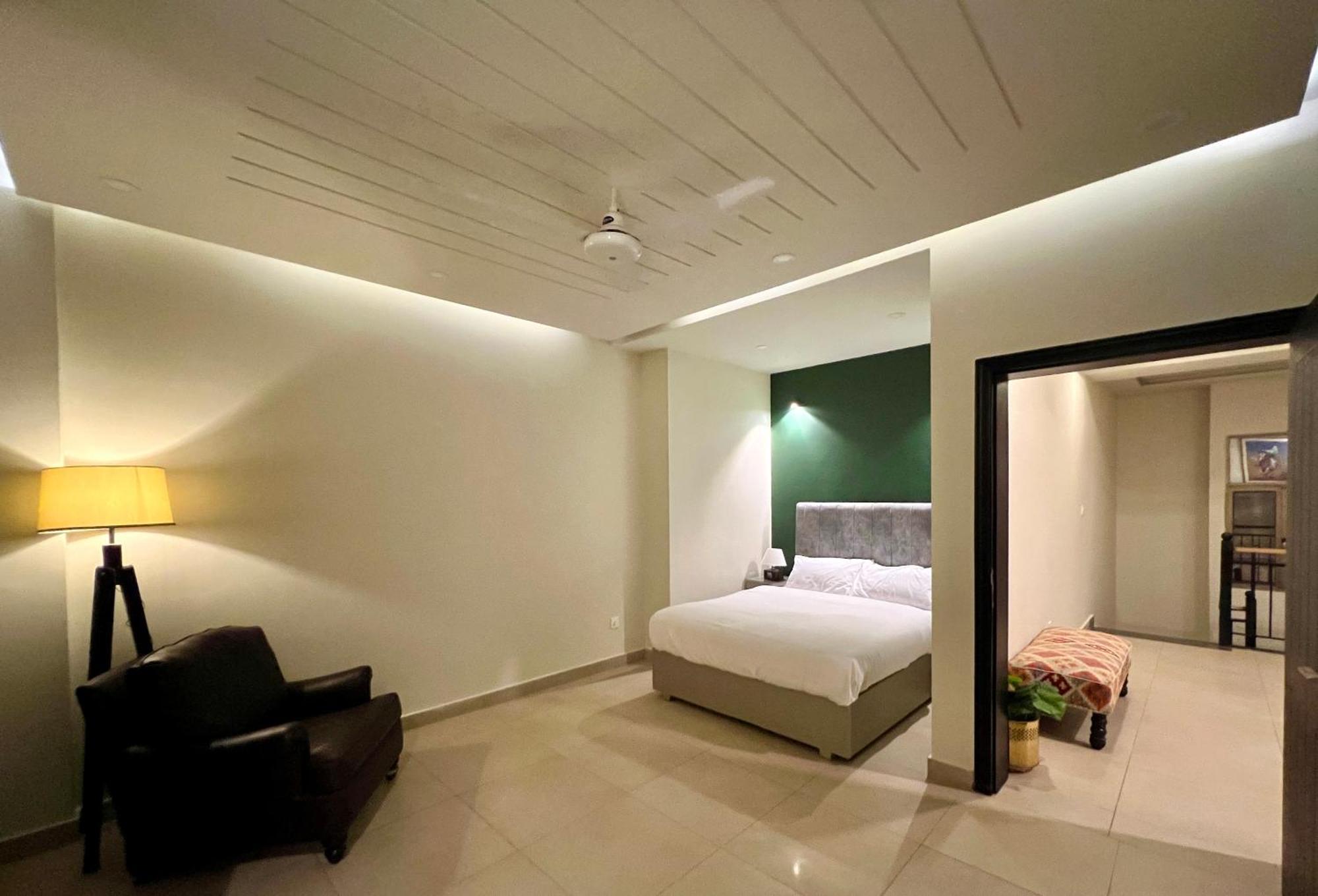 Serenity Corner 4 Bhk Islamabad Exterior foto
